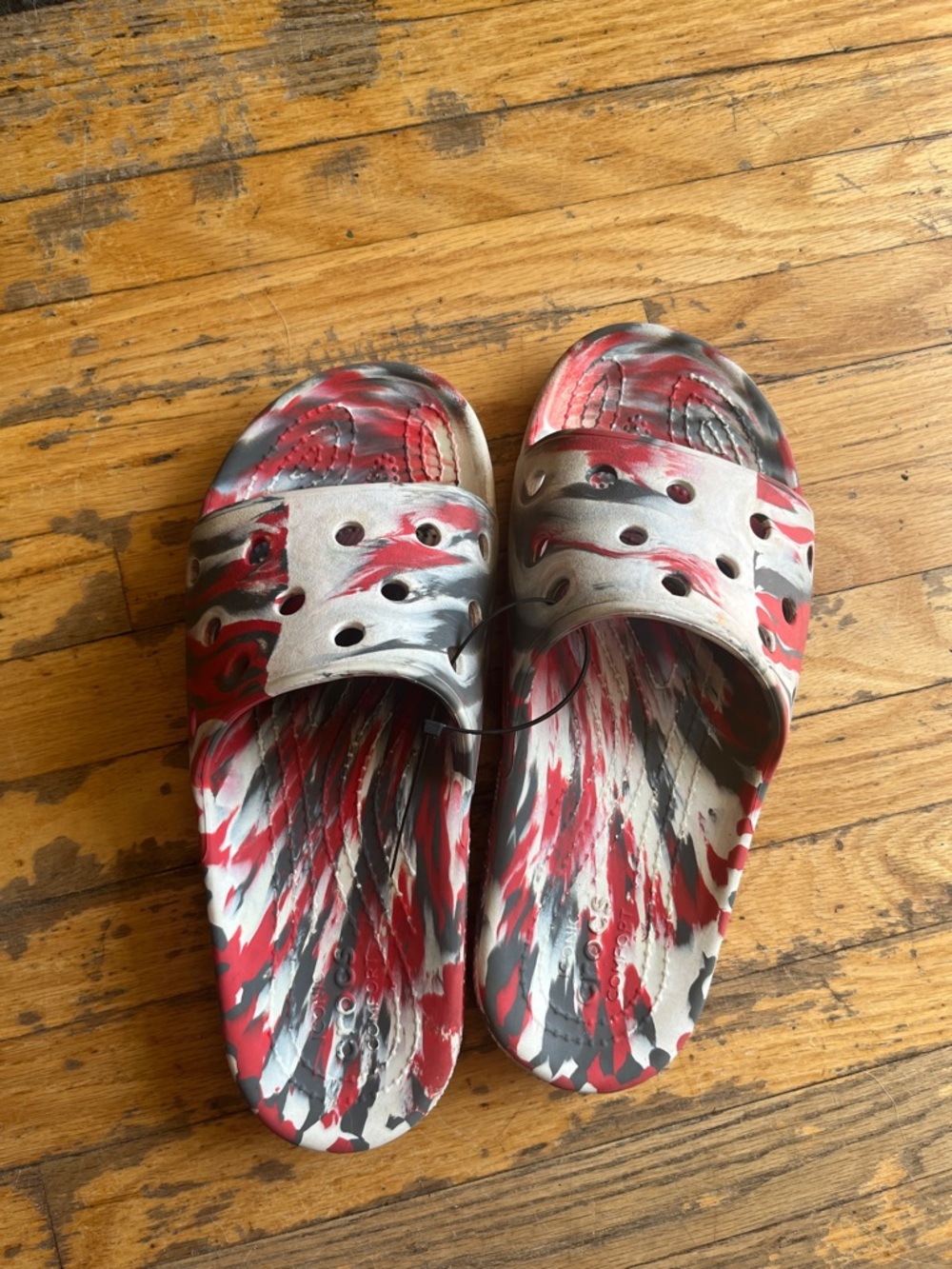 CROCS Red, Black & White Marbled Slide Sandals M8 W10